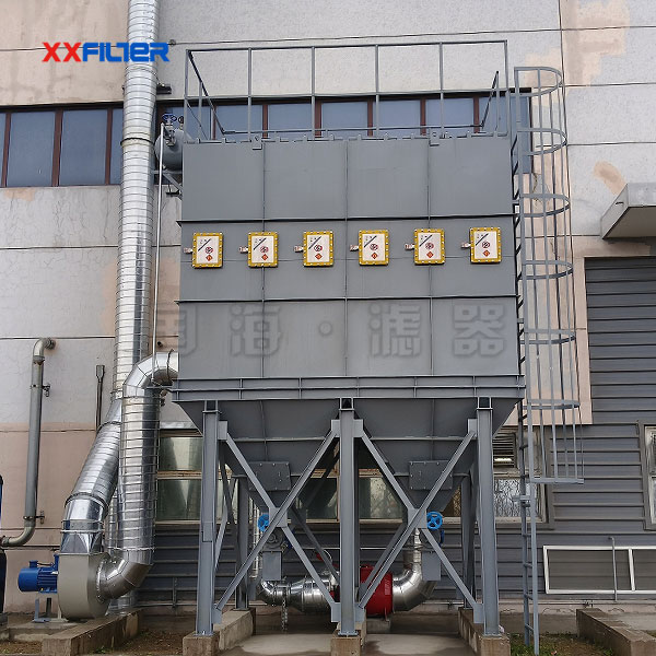 水泥廠(chǎng)粉塵凈化離線(xiàn)脈沖袋式除塵器